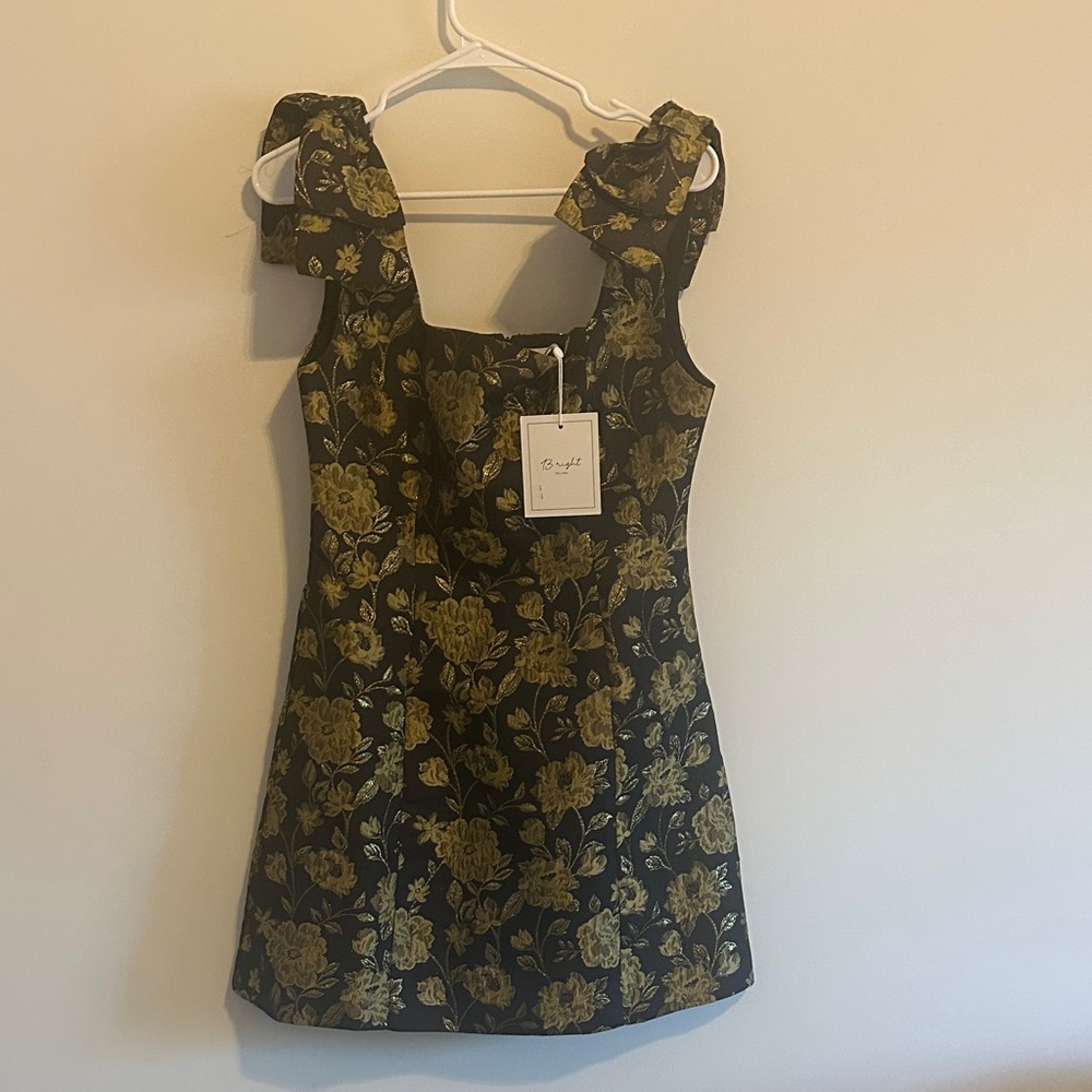 Elegant Brown and Gold Floral Dress